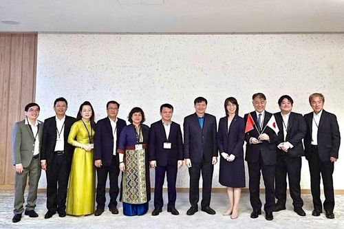 Đoàn công tác Thường trực HĐND tỉnh Gia Lai thăm, chào xã giao Phó Tỉnh trưởng tỉnh Gifu