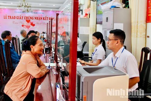 Đột phá cải cách hành chính từ những cách làm sáng tạo