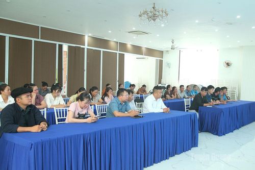 Tập huấn kỹ năng kinh doanh trực tuyến cho 40 hợp tác xã