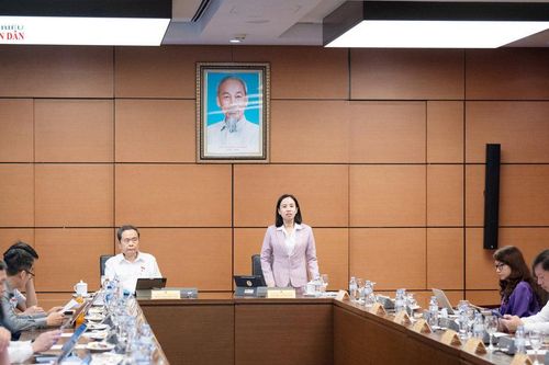 Bảo vệ trẻ em, người khuyết tật, người cao tuổi - ai làm, làm khi nào và nguồn lực ở đâu?
