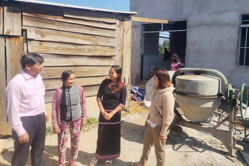 Ngân hàng đánh thức sinh kế vùng cao