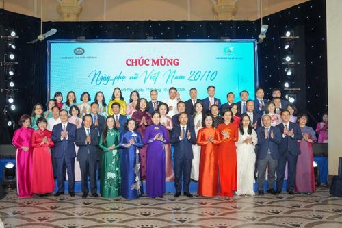 Ngành Ngân hàng phát động phong trào thi đua xây dựng phụ nữ thời đại mới