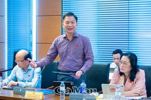 Góp ý hoàn thiện các chính sách y tế, bảo vệ nhóm yếu thế