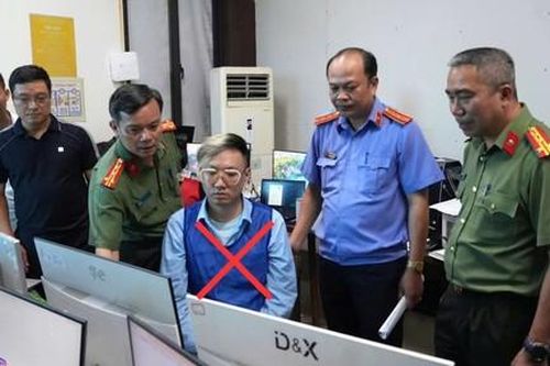 Đánh sập đường dây lừa đảo xuyên quốc gia đặt 'đại bản doanh' tại Việt Nam, bắt giữ 113 đối tượng người nước ngoài