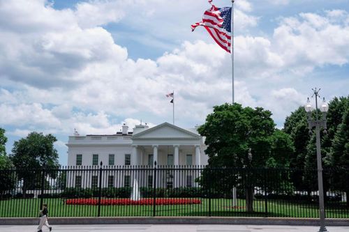 Chính quyền ông Trump thu hồi hơn 300.000 thị thực