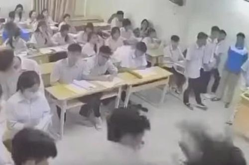Hà Nội: Xác minh vụ việc học sinh có hành vi bạo lực với cô giáo