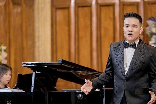 Vũ Minh Hiếu: Từ giải Ba Tiếng hát Hà Nội đến Thủ khoa thanh nhạc HVANQGVN