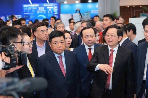 Thúc đẩy liên kết viện, trường với doanh nghiệp, đưa kết quả nghiên cứu ra thị trường