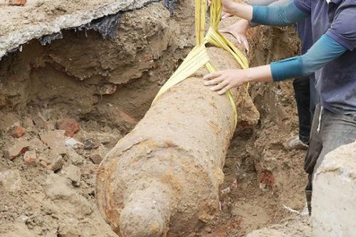 Phát hiện khẩu súng thần công dài gần 3 mét tại Thành Điện Hải