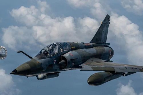 Tiêm kích Mirage 2000D Pháp rơi trong đêm, 1 người thiệt mạng