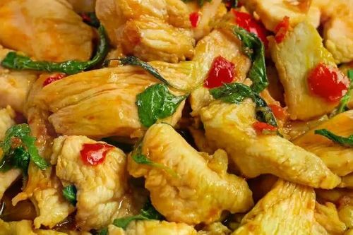 Chê suất cơm gà giá 260 baht, người đàn ông Thái Lan bị yêu cầu bồi thường 1 triệu baht