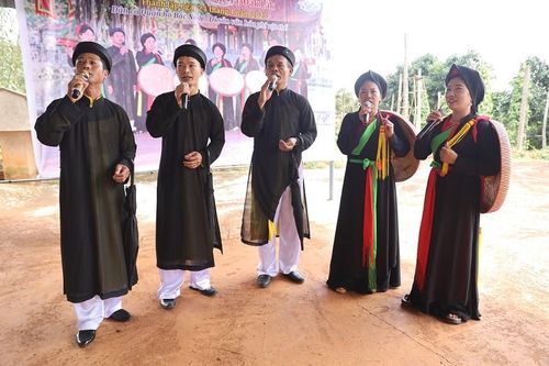 Câu quan họ neo tình quê trên đất Tây Nguyên