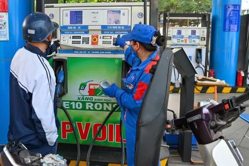 Giá xăng giảm gần 2.000 đồng/lít trong kỳ điều hành ngày 22/10