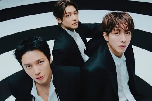 CNBLUE khởi đầu chương mới tại xứ sở hoa anh đào