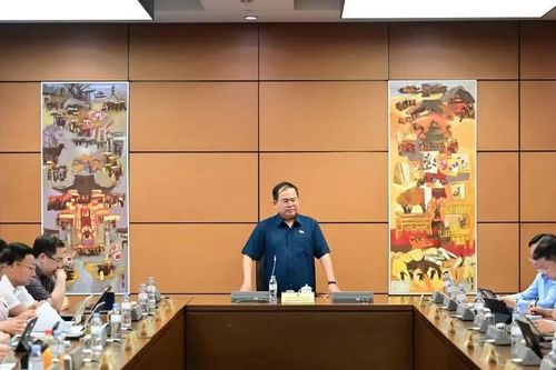 Bí Thư Thành ủy Quảng Ninh: 'Không thể sử dụng tiền của người dân trái mục đích'