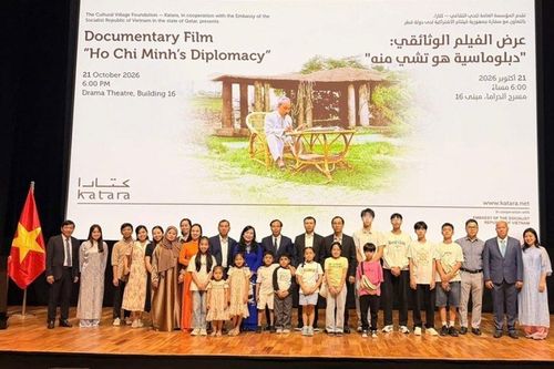 Đại sứ quán Việt Nam tại Qatar phối hợp với Làng Văn hóa Katara tổ chức chiếu phim tài liệu 'Ngoại giao Hồ Chí Minh'