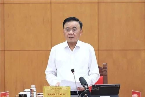 Thường trực Ban Bí thư Trần Cẩm Tú: Chấm dứt tình trạng 'tự chủ nửa vời' tại các bệnh viện