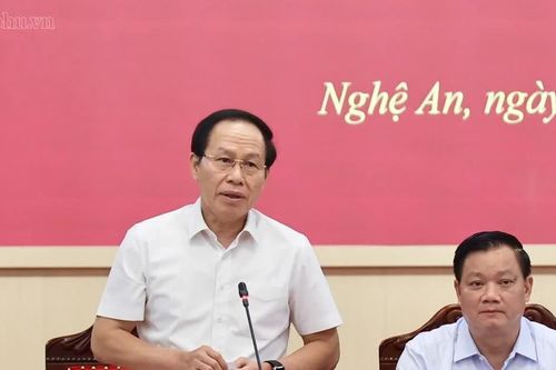Nghệ An nghiên cứu thí điểm 'mô hình trường học xã hội chủ nghĩa'