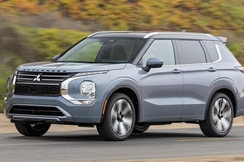 Dàn SUV cỡ C khuấy động thị trường ô tô cuối năm