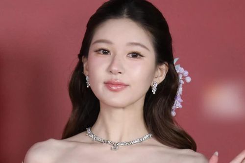 Triệu Lộ Tư trở thành trò cười