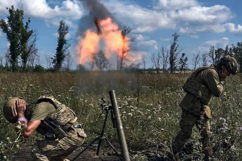 Ukraine tuyên bố sẵn sàng 'đóng băng' chiến tuyến để tìm kiếm hòa bình với Nga