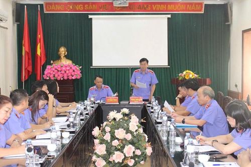 Tăng cường trao đổi nghiệp vụ, nâng cao chất lượng kiểm sát xét xử