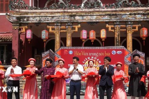 Liên hoan Thư pháp Việt Nam: Hồn Việt trong nét bút