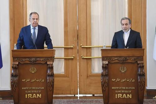Nga có thể kiềm chế Iran tấn công các nước vùng Vịnh?