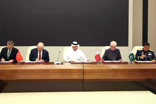 Vì sao Qatar, Thổ Nhĩ Kỳ, Pakistan và Indonesia thắt chặt hợp tác quốc phòng?