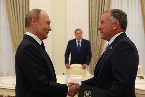 Mỹ - Nga hé lộ những tính toán kinh tế bên cạnh đàm phán Ukraine