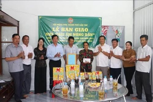 Những mái ấm 'tiếp sức' người dân khó khăn