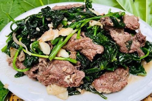 Loại rau 'trường thọ' được nhiều người ưa chuộng, chuyên gia cảnh báo tuyệt đối không ăn sống