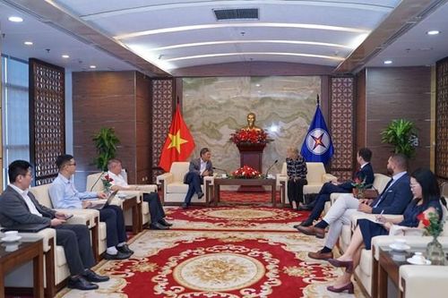 EVN tìm hiểu công nghệ lò phản ứng hạt nhân mô-đun nhỏ