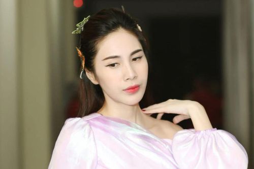 Ca sĩ Thủy Tiên chính thức có tin vui
