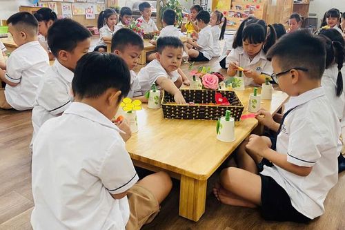 Từ 1/11: Phổ cập giáo dục mầm non cho trẻ 5-6 tuổi
