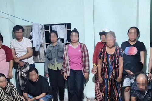 Bắt 11 đối tượng đánh bạc