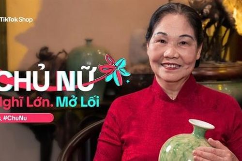 Nghệ nhân Hà Thị Vinh: 'Mong làng gốm trăm năm có thêm nhiều trăm năm nữa'