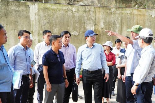 Tháo gỡ vướng mắc, sớm đưa các nhà máy xử lý rác vào vận hành