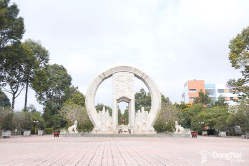 Những chứng tích không phai