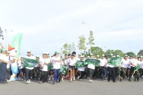 Rượu, bia làm tăng nguy cơ mắc bệnh mạn tính ở người trẻ