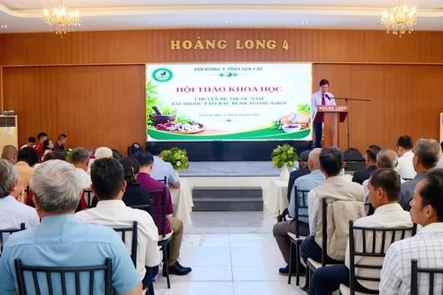 80 đại biểu tham dự hội thảo dùng thuốc Nam điều trị bệnh xương khớp