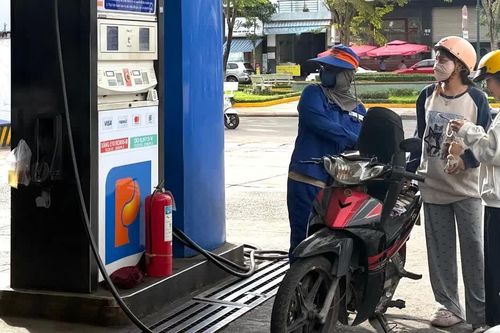 14 đầu mối bán xăng dầu thấp hơn giá điều hành: Đổ xăng ở đâu để tiết kiệm?
