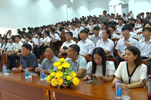 Tuyên truyền phòng, chống thiên tai tại Trường Trung cấp Nghề Diên Khánh
