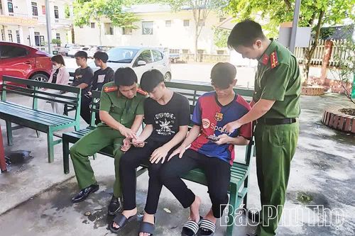 Công an xã Chân Mộng nâng cao hiệu quả cải cách hành chính