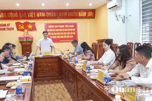 Đoàn kiểm tra Trung ương Hội Nông dân Việt Nam làm việc với Hội Nông dân xã Nam Trạch