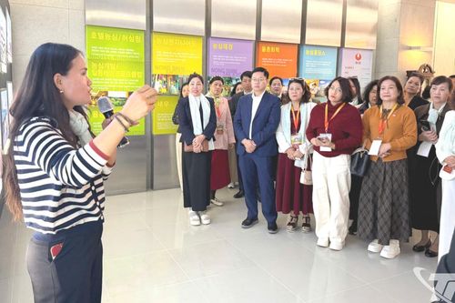 Đoàn công tác tỉnh Thái Nguyên tìm hiểu công nghệ sản xuất thực phẩm tại Hàn Quốc