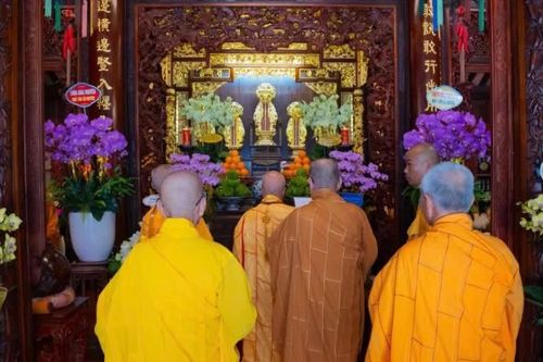 Đà Nẵng: Lễ húy nhật lần thứ 28 Hòa thượng Thích Long Trí tại chùa Viên Giác