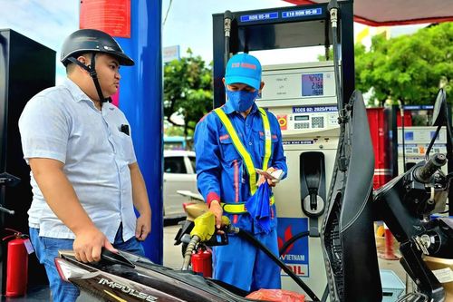 PVOIL tiếp tục giảm 350 đồng/lít xăng dầu đến ngày 29/10
