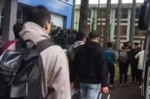 Cảnh báo xe khách giả mạo chở sinh viên từ QL51 đến gần biên giới Campuchia