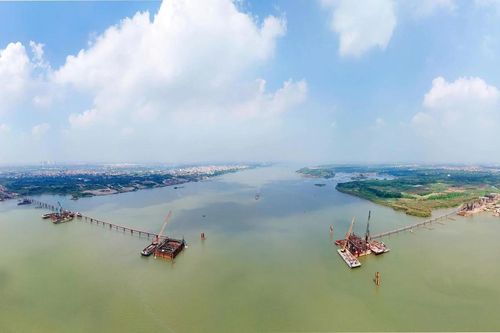 Hà Nội hoàn thành GPMB 7 cầu qua sông Hồng, tăng tốc 14 dự án giao thông trọng điểm